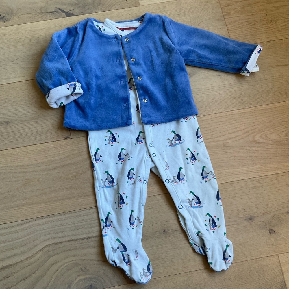 Mini Boden Blue Penguin Print Footie Set